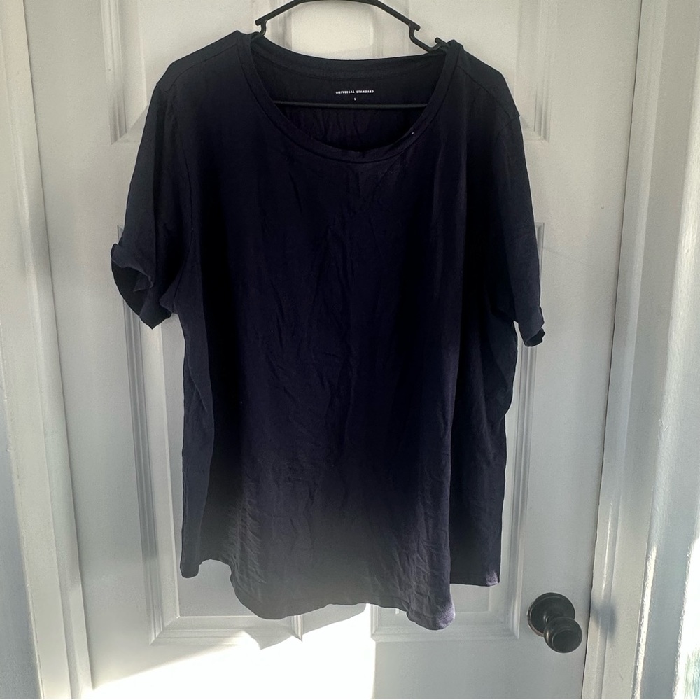 Universal standard navy tee Rex